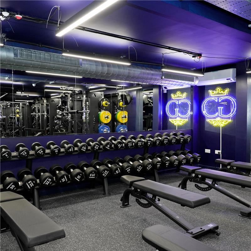 CROWNS GYM