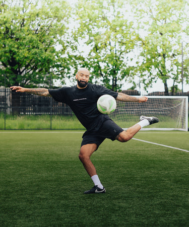 <p>GYM TRAINING TIPS FOR FOOTBALL</p>