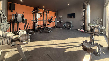 <p>Luxury Home Gym</p>
