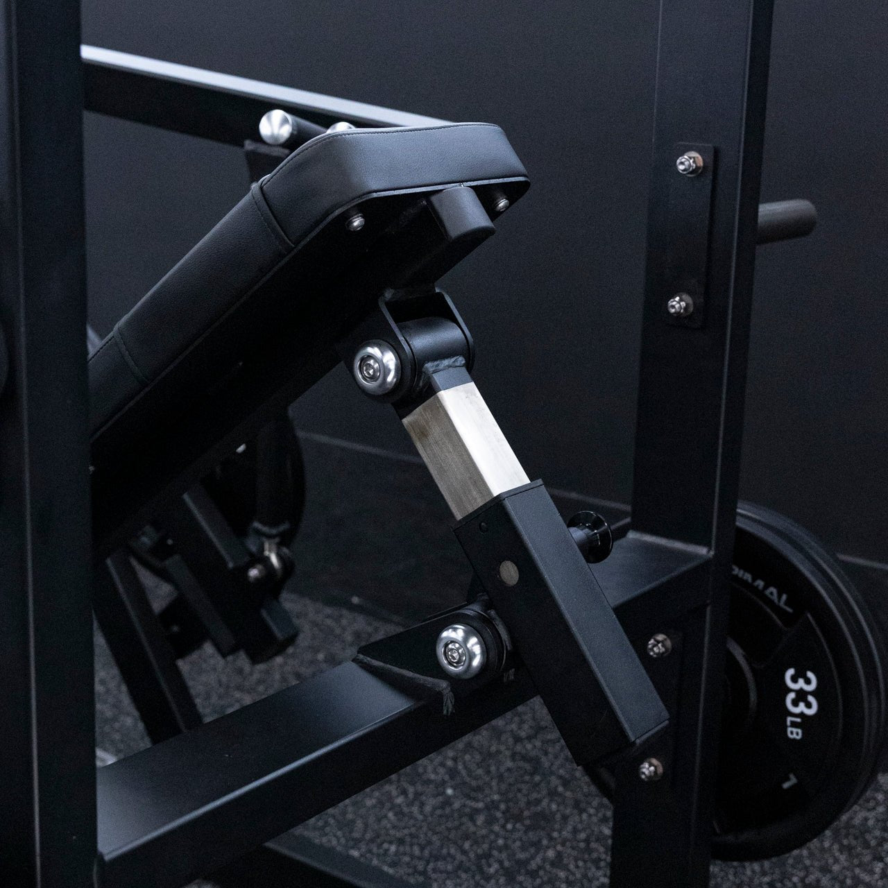 Plate Loaded Adjustable Incline Chest Press