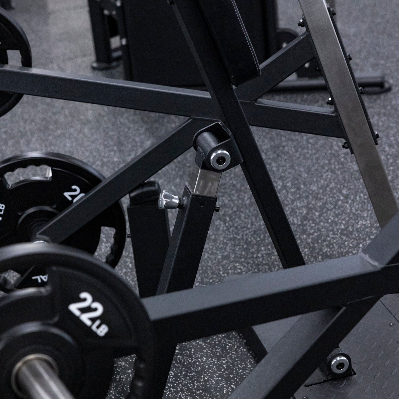 Plate Loaded Adjustable Chest Press
