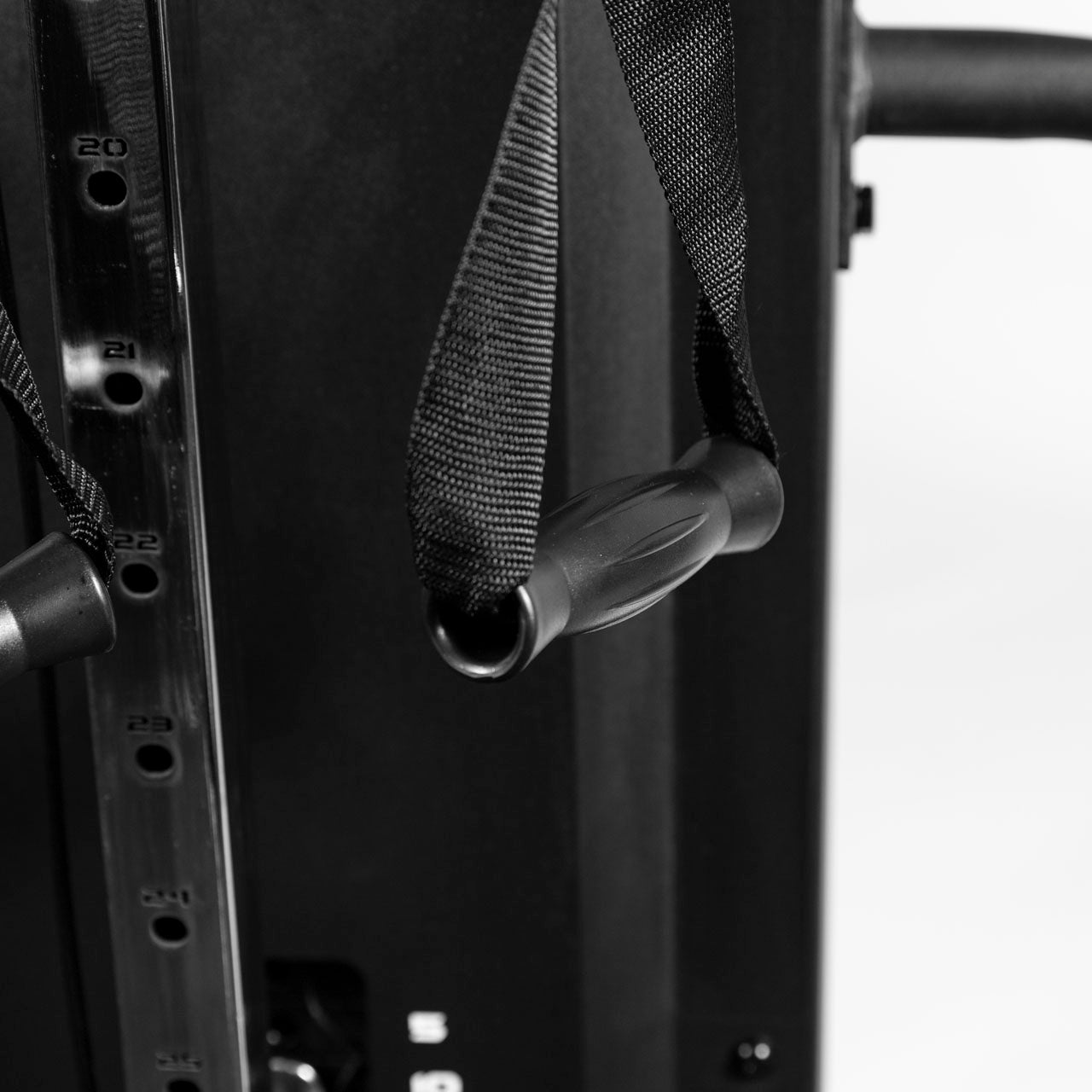 Free Standing Hi/Lo Pulley with Pull-Up Bar
