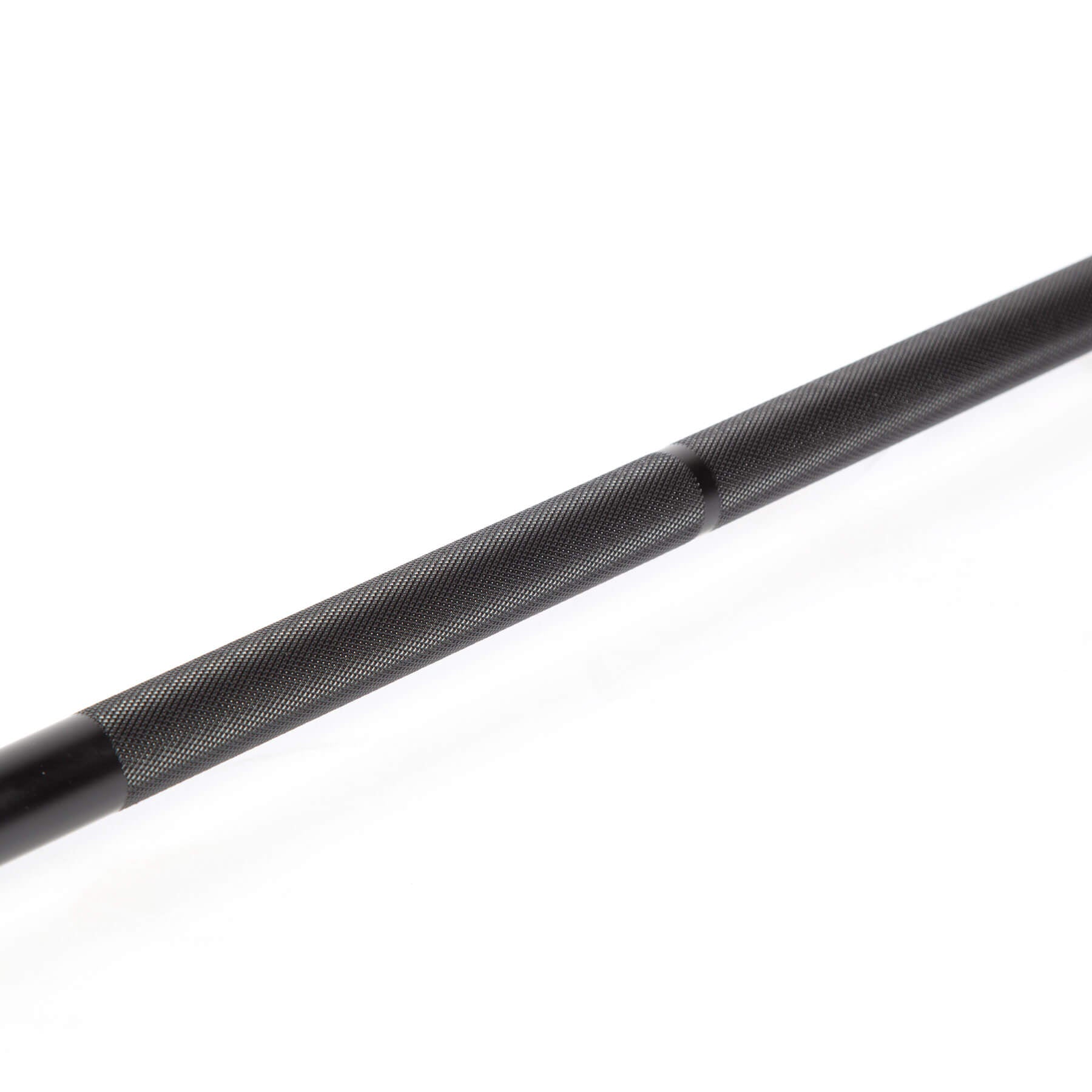 the knurling texture on a black austin olympic deadlift bar