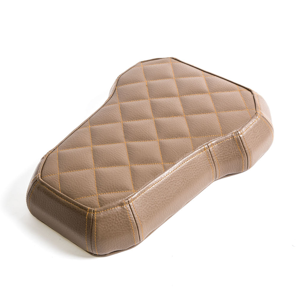 a brown weight seat pad with a custom stitching pattern